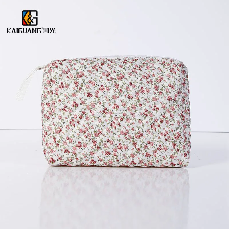 Cute Women Floral Cosmetic Bag
