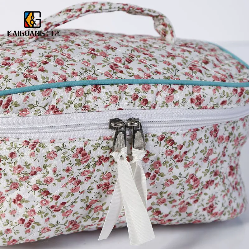 Large Capacity Floral Cosmetics Bag