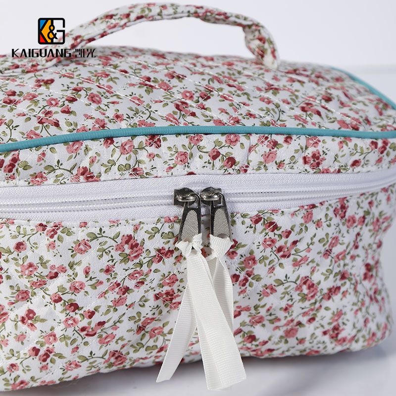 Large Capacity Floral Cosmetics Bag